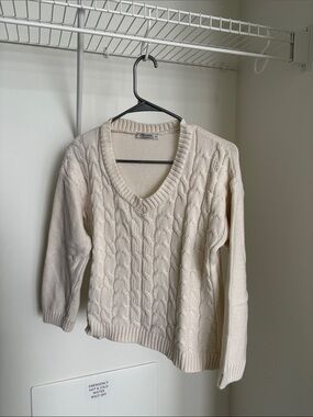 Cable Knit V-Neck Sweater in Cream